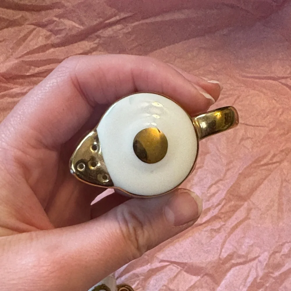 Disneyland Gold-Trim Mini Pitcher Salt and Pepper Shaker Set Vintage